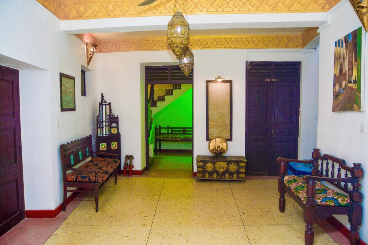 ホテル Asili Town House Zanzibar エクステリア 写真